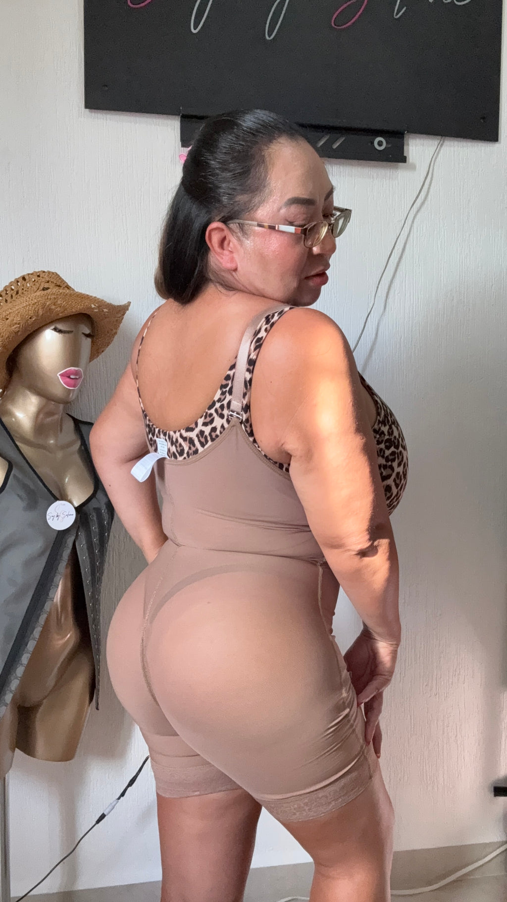 LUNA MENGUANTE | Faja Colombiana Moldeadora de Alta Compresion.